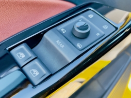 VW ID4 - Bedienfunktionen in Tür innen links
