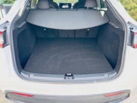 Tesla Model Y weiß - Kofferraum