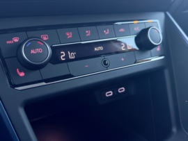 VW Polo United orange