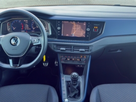 VW Polo United orange Armaturenbrett