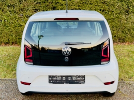 VW up! weiß - hinten
