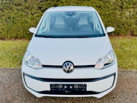 VW up! weiß - vorn